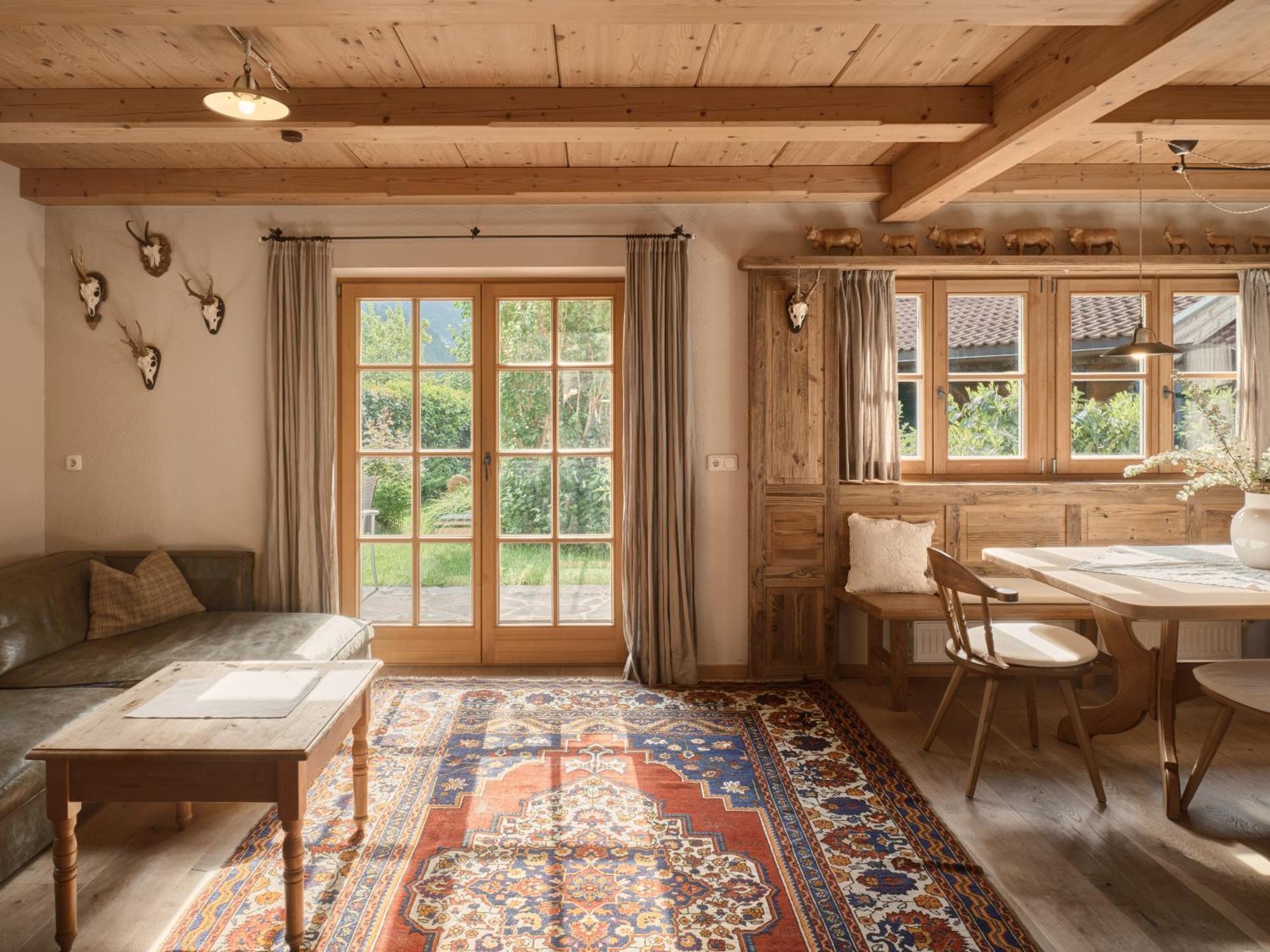 Chalets Huber ไมย์อาโฮเฟิน ภายนอก รูปภาพ