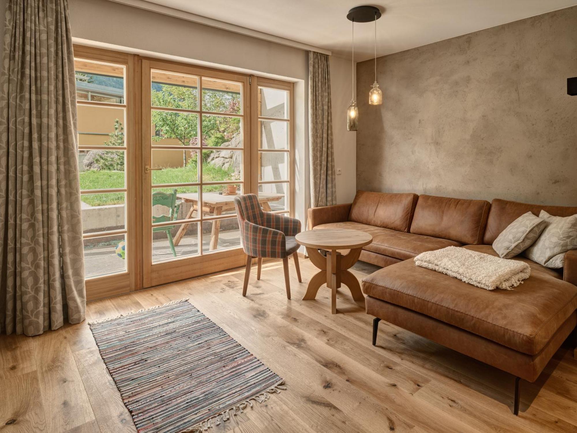 Chalets Huber ไมย์อาโฮเฟิน ภายนอก รูปภาพ